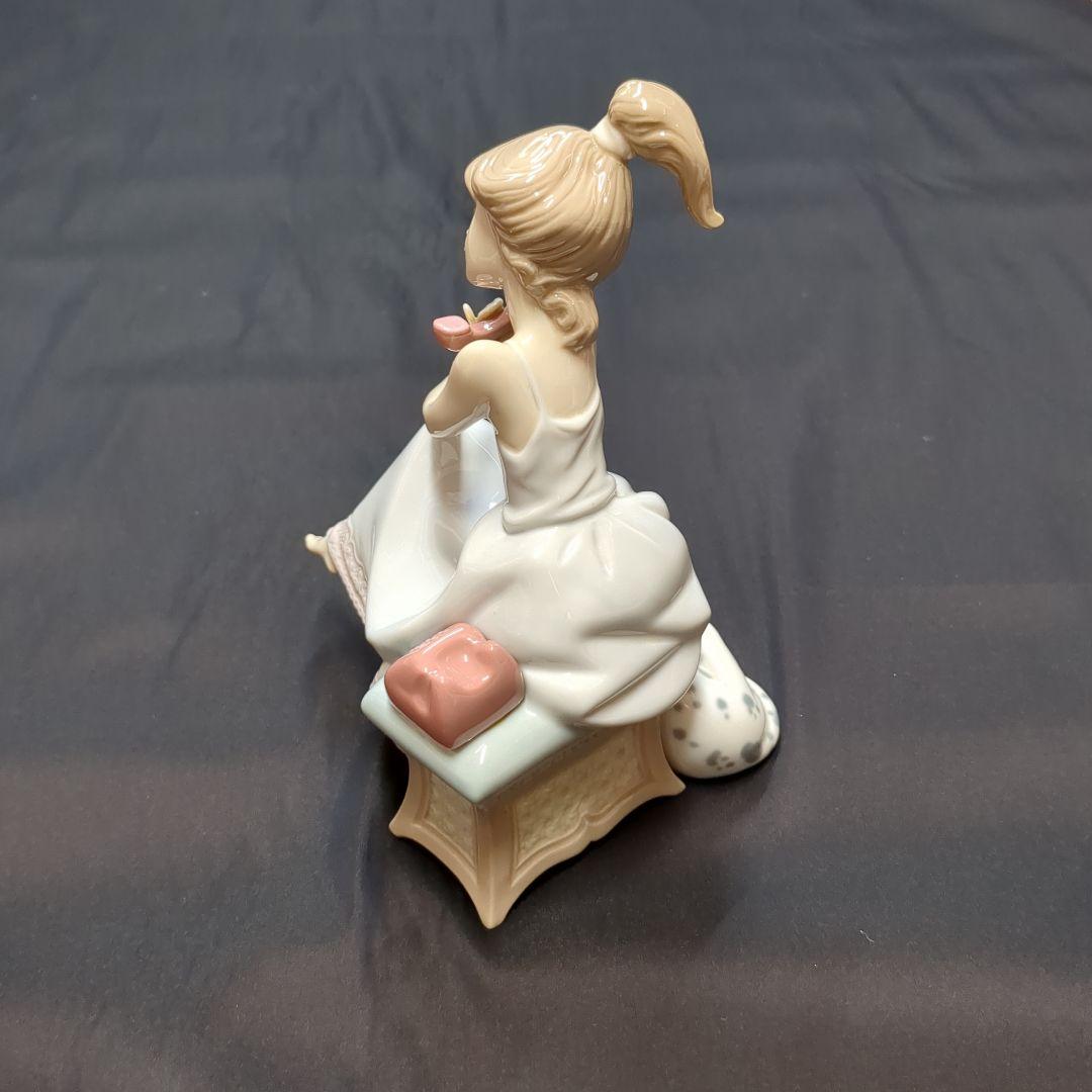 リヤドロ　大事な電話　置物