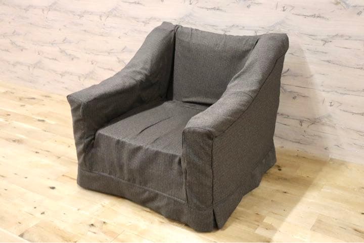 GMFK295○VARO,S.A. VALENTI / バロッサ バレンティ 1