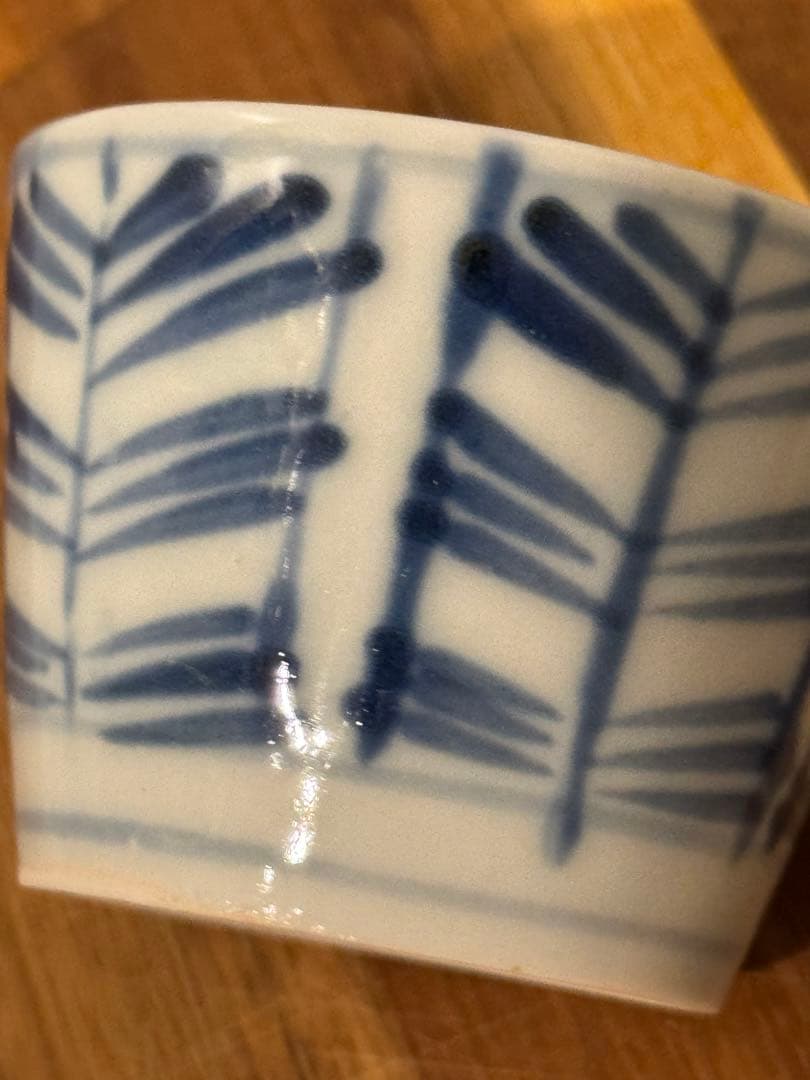 フローブルー　幕末期　古伊万里　染付　松葉矢羽　水漏れ無し