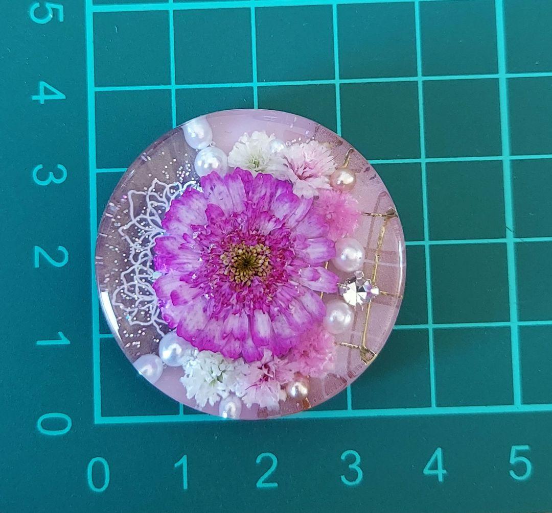 【1702】レジン　マトリカリア　ヘアゴム　ポニーフック　ブロ―チ　ハンドメイド