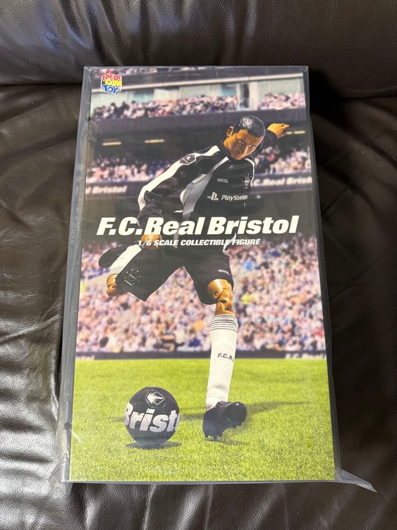 FCRB SOPH MEDICOM TOY RAH 52-STAR 2体セット - メルカリ