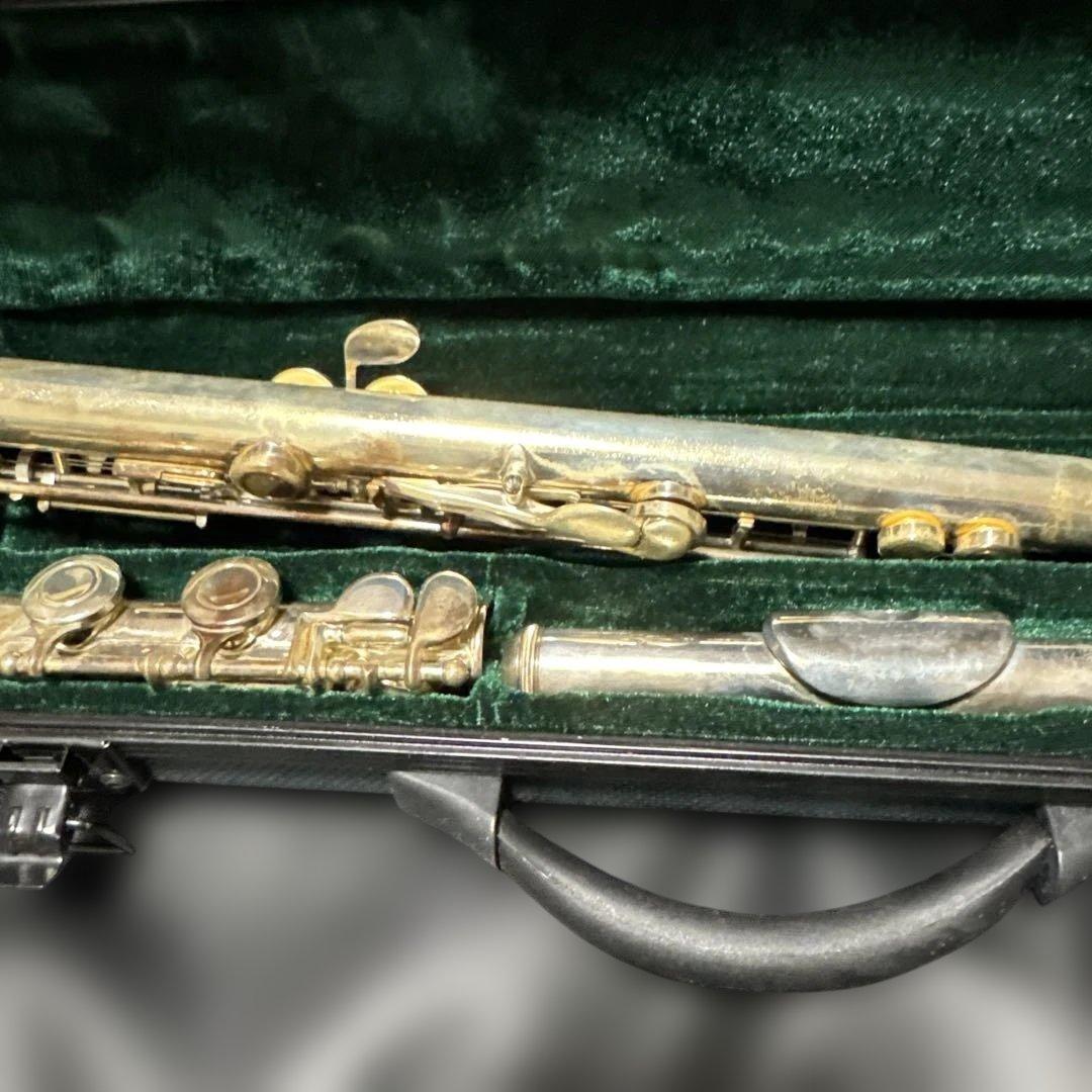 シルバーフルート本体 ケース付き