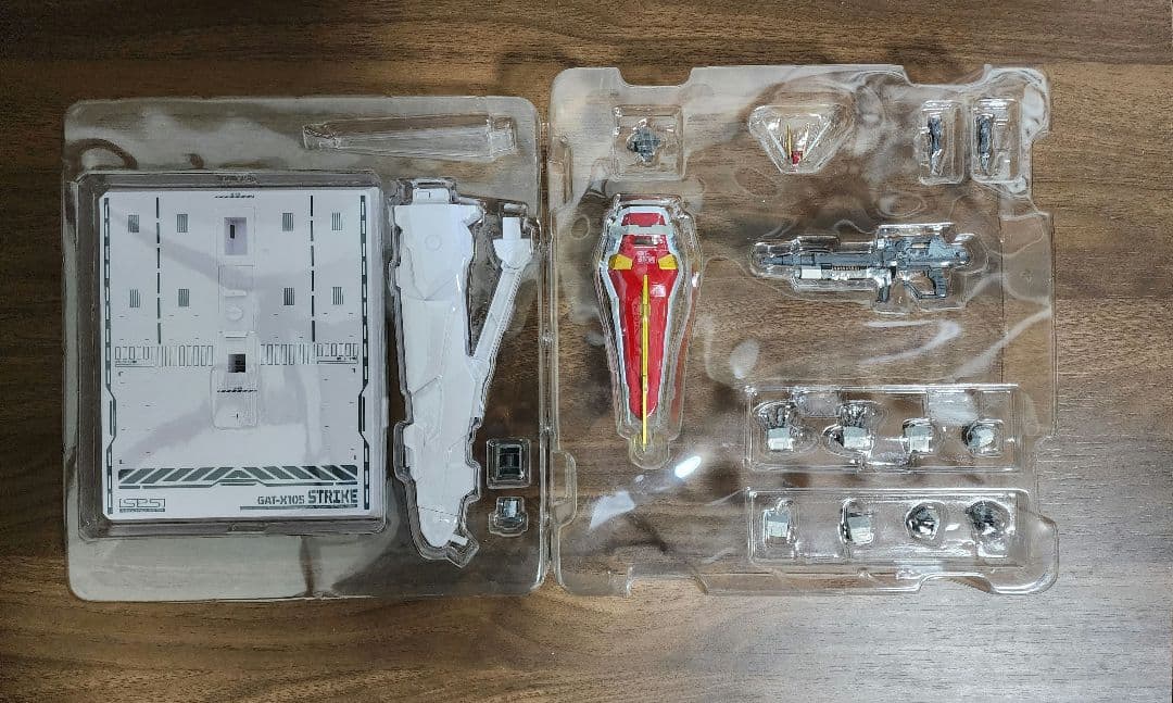 【まさ】メタルビルド　ストライクガンダム パーフェクト 4点セット