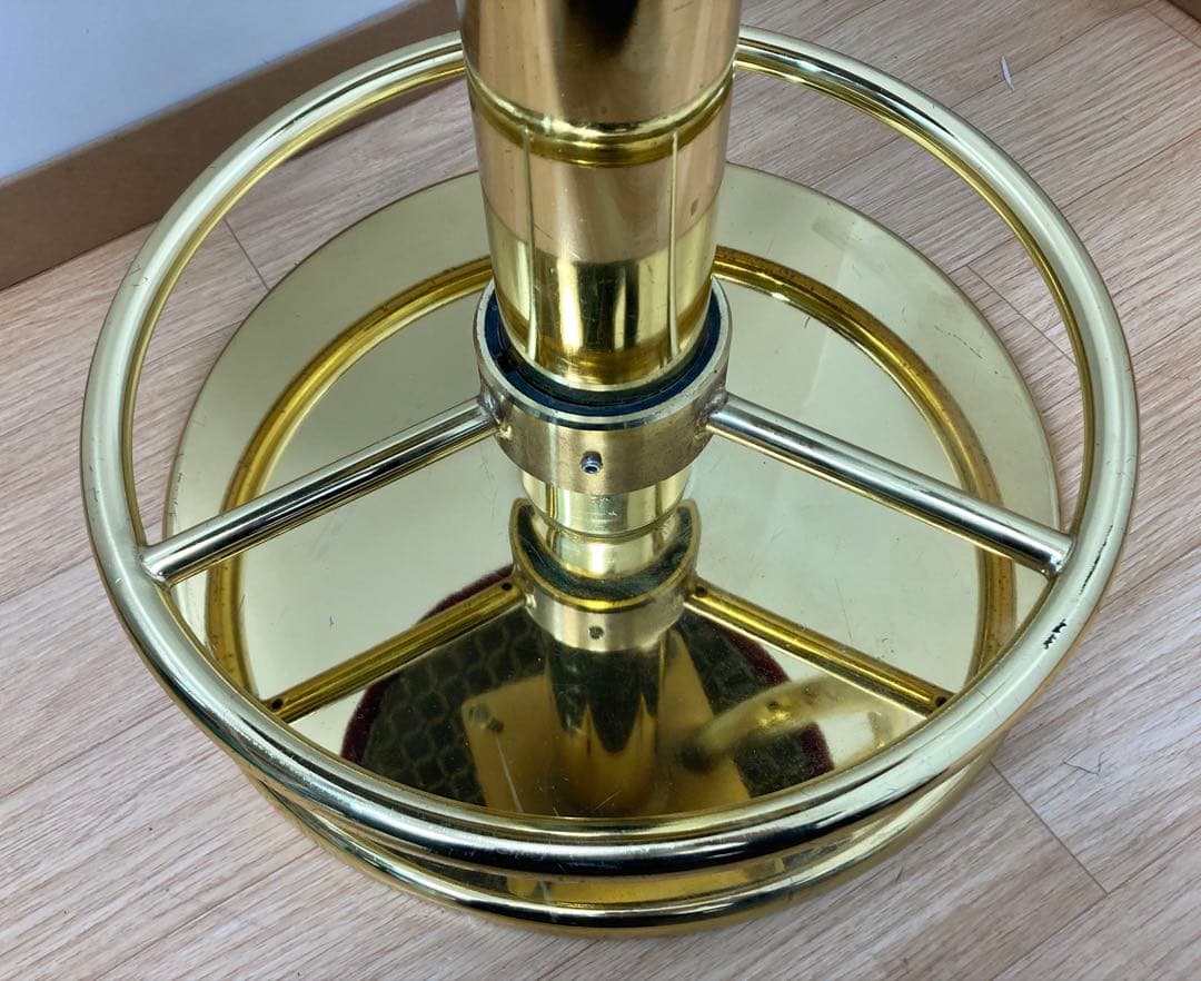 レトロゴージャスなカウンターチェア