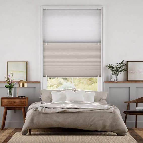 【最終値下げ】未使用　ハニカムシェード　グレージュ　123.7×187.2