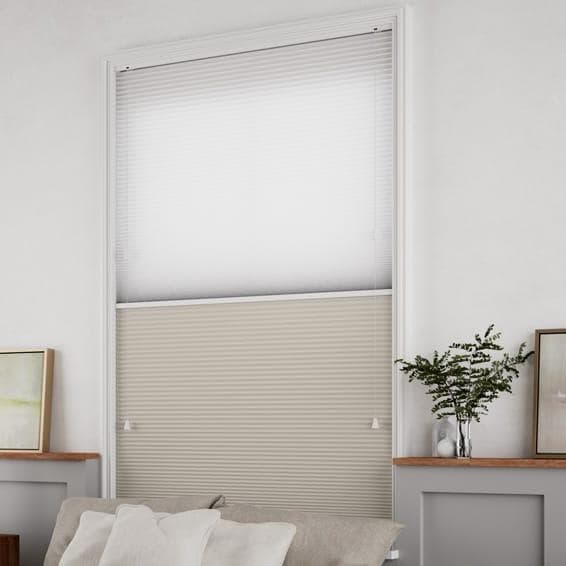 【最終値下げ】未使用　ハニカムシェード　グレージュ　123.7×187.2