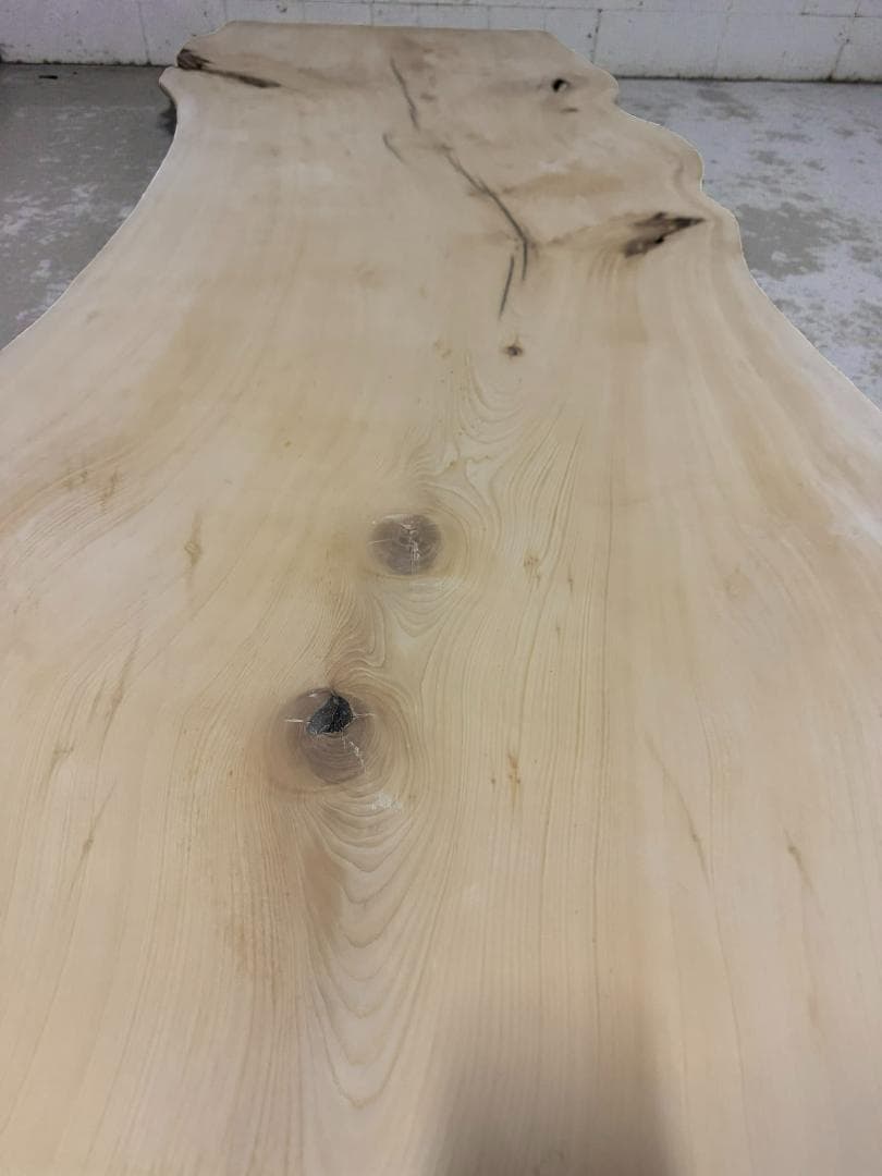 榧（かや）一枚板2000mm｜淡い色味と静かな木目が美しい無垢天板