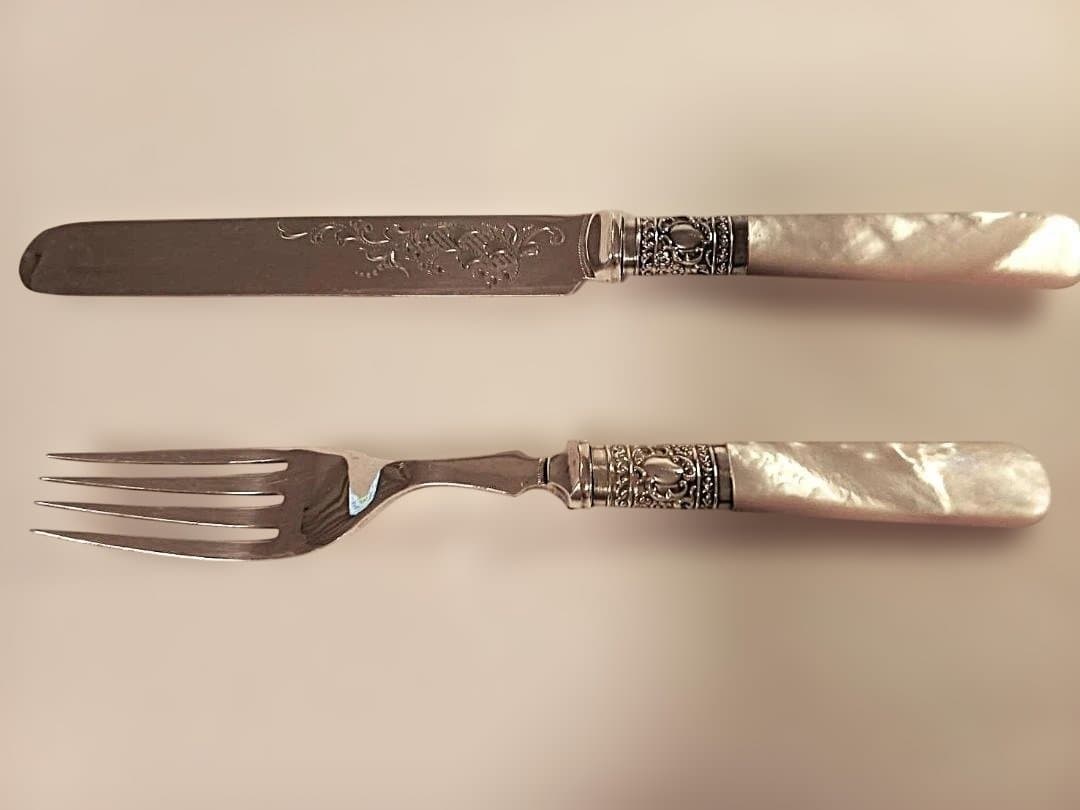 英国アンティーク マザーオブパール カトラリーセット/ PMC 刻印・専用 木箱