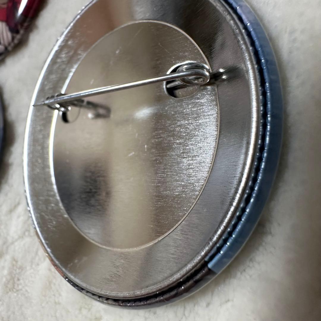 殺し屋とストロベリー　缶バッジ　まとめ売り