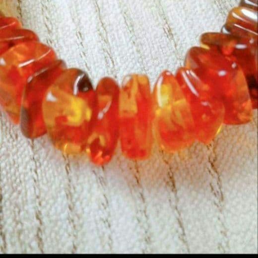 貴重 アンバー(琥珀)さざれブレスレット 内周16㌢