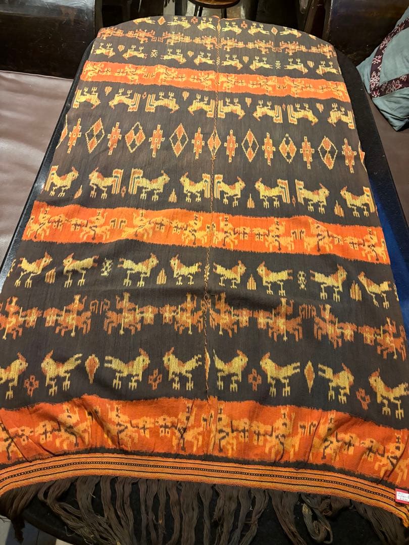 インドネシアスンバ島の伝統的なイカット草木染め長さ180cm WIDE 90cm