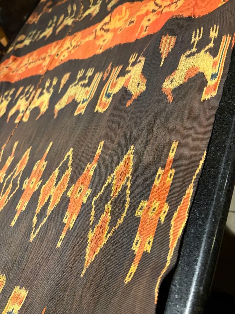 インドネシアスンバ島の伝統的なイカット草木染め長さ180cm WIDE 90cm