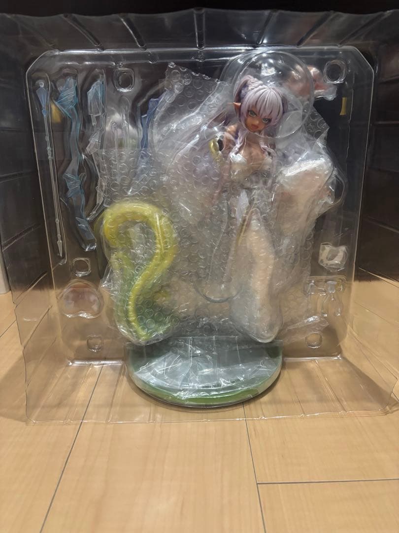 ヴェルテクス ライラ アンテナショップ 限定版 ダークエルフ村 フィギュア