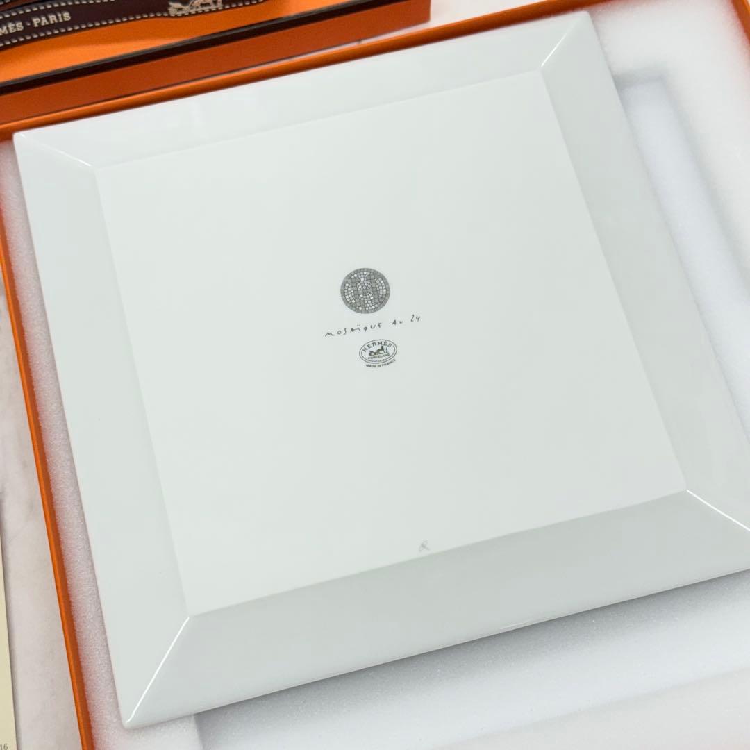 新品未使用　HERMESエルメス プチカレ No4 〈モザイク 24〉 プラチナ