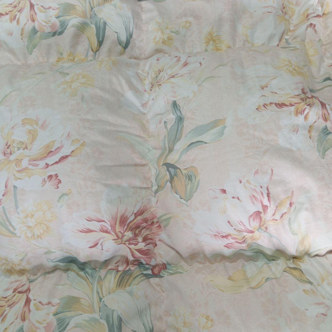 ロマンス小杉販売 花柄掛け布団　ダブルサイズ　ダウン推定90%　羽毛推定1.8㌔