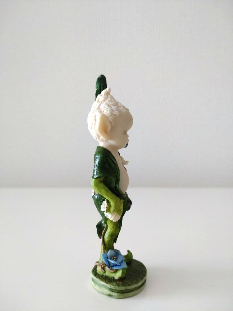 希少　与勇輝　森の妖精　ニングル　フィギュリン 人形　レジン　置物