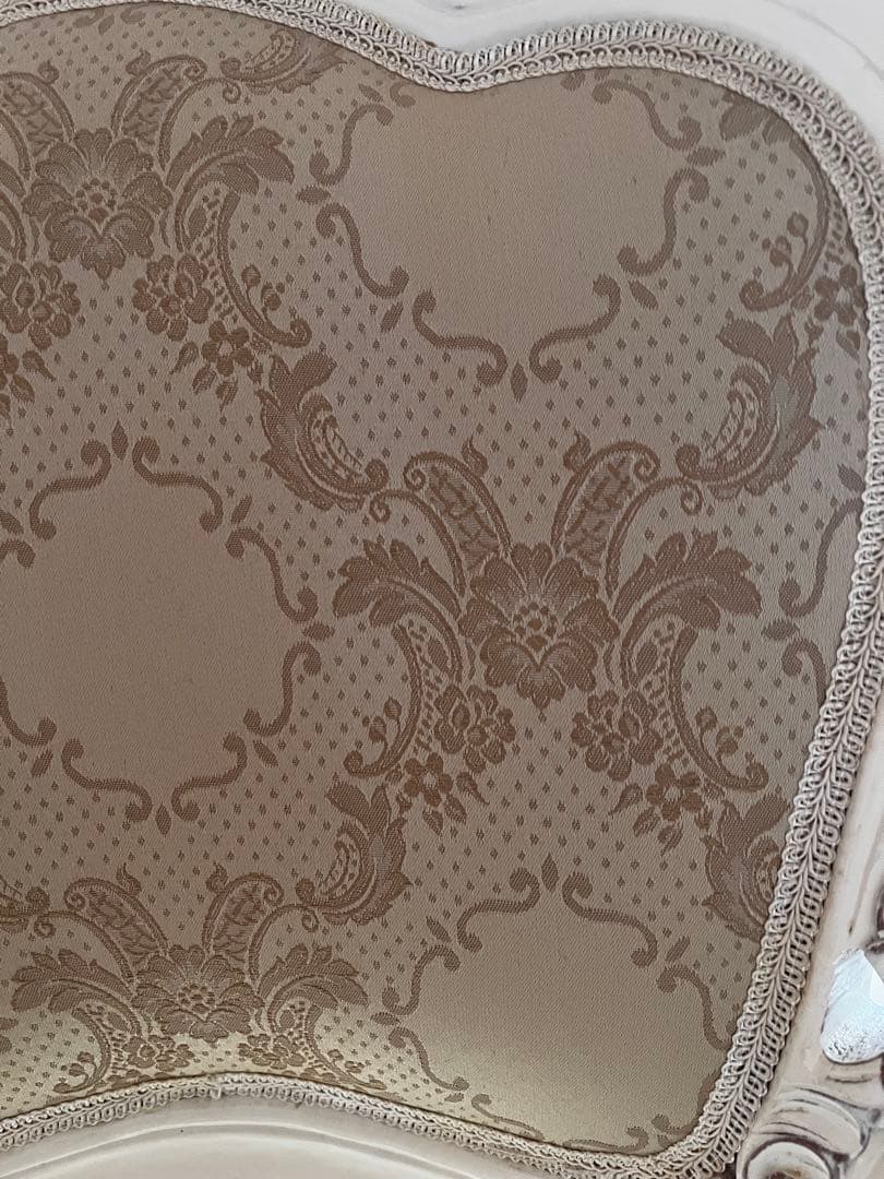 ダリア　バロックスタイル 猫脚　椅子　白　スツールセット