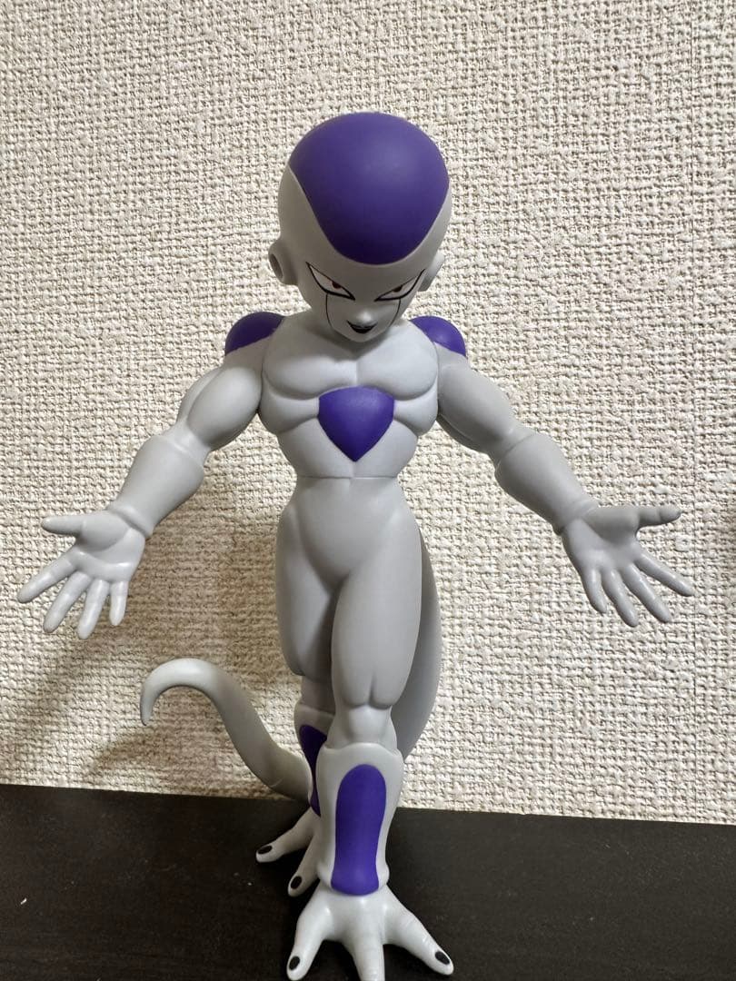 ドラゴンボール フリーザ ソフビ フィギュア 4体セット - メルカリ