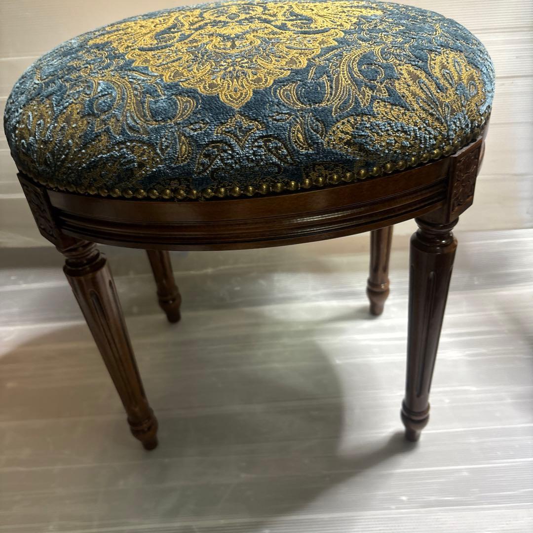 イタリア製　アンティーク？　椅子　家具