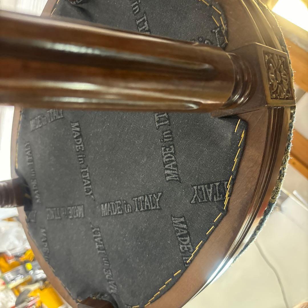 イタリア製　アンティーク？　椅子　家具