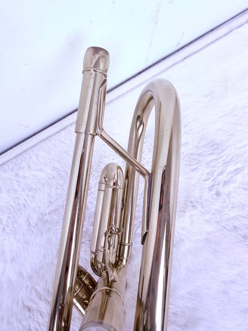 演奏確認済 ピストン良好 SAVALEY B♭トランペット マウスピース2本付