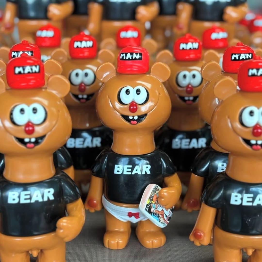 WORLD’S MAN THE BEAR