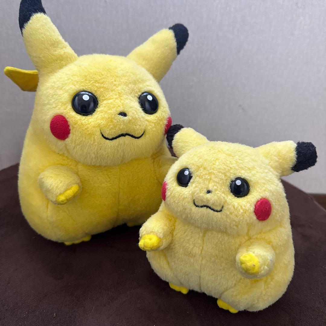 初期ピカチュウぬいぐるみ