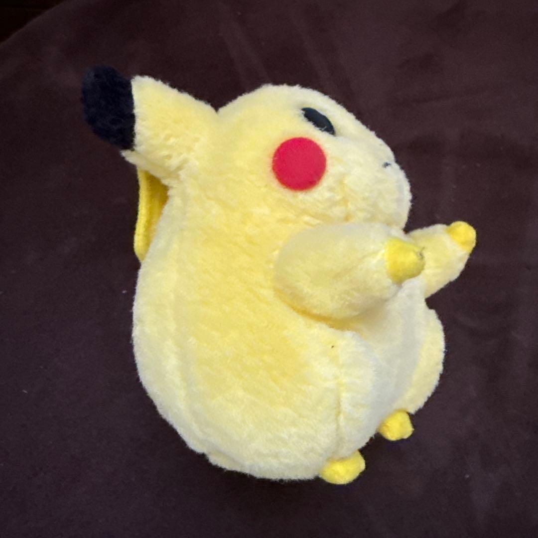 初期ピカチュウぬいぐるみ