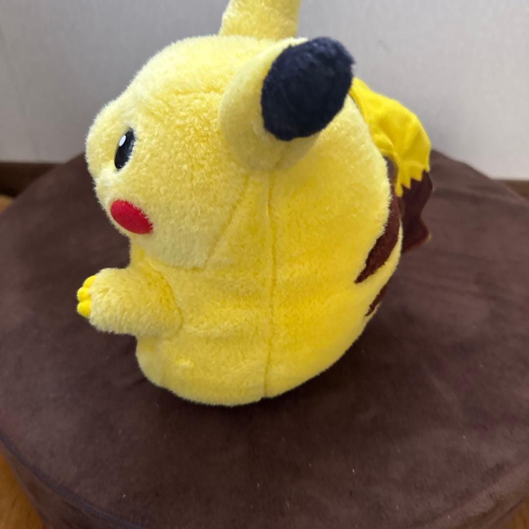 初期ピカチュウぬいぐるみ