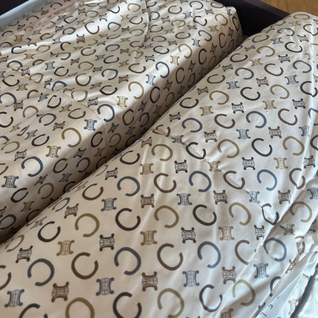 ☆*☆様 実家断捨離CELINE ダウンケット 150x200cm 新品