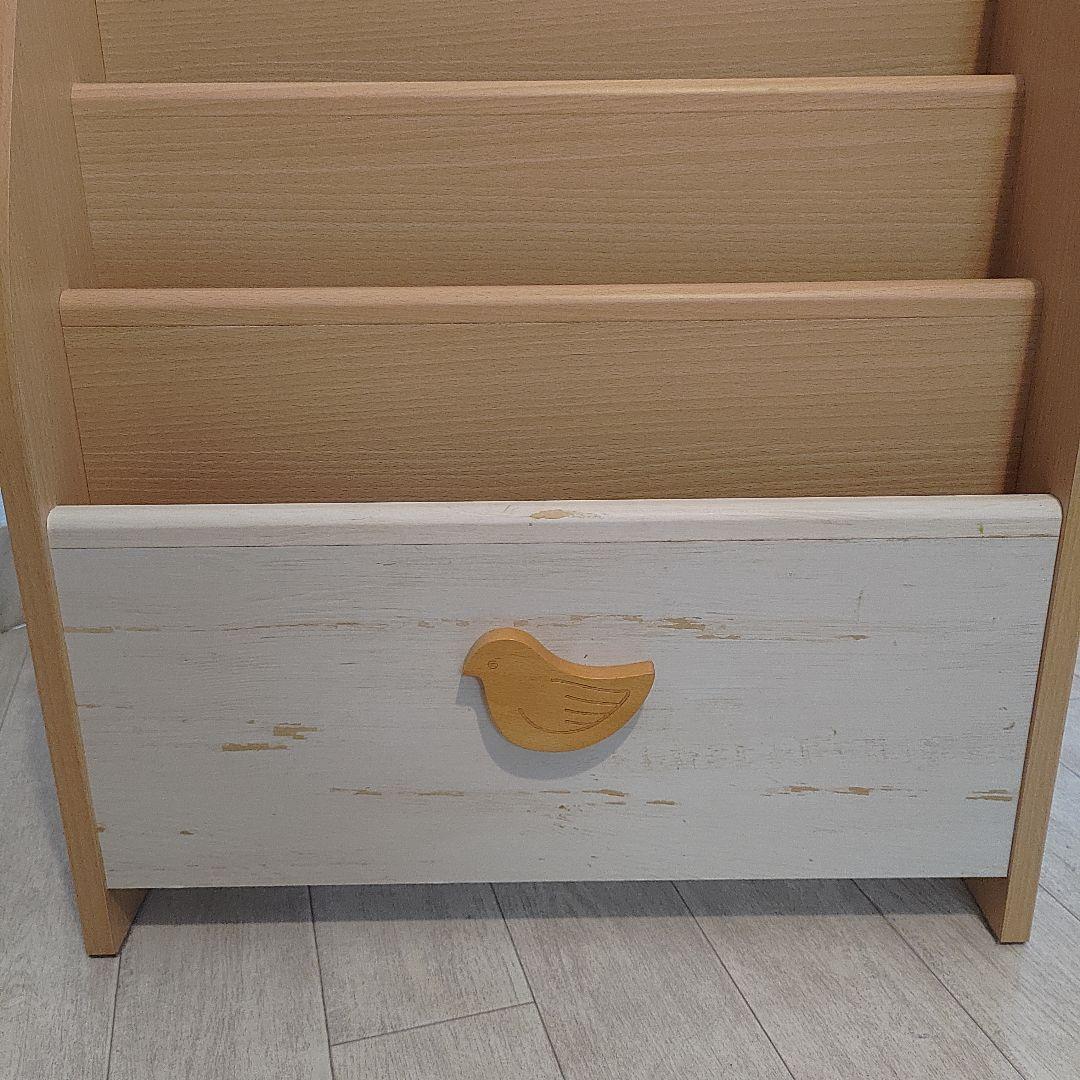 白井産業　絵本棚