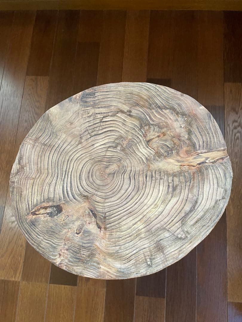 小さな4本足のスツール　杉