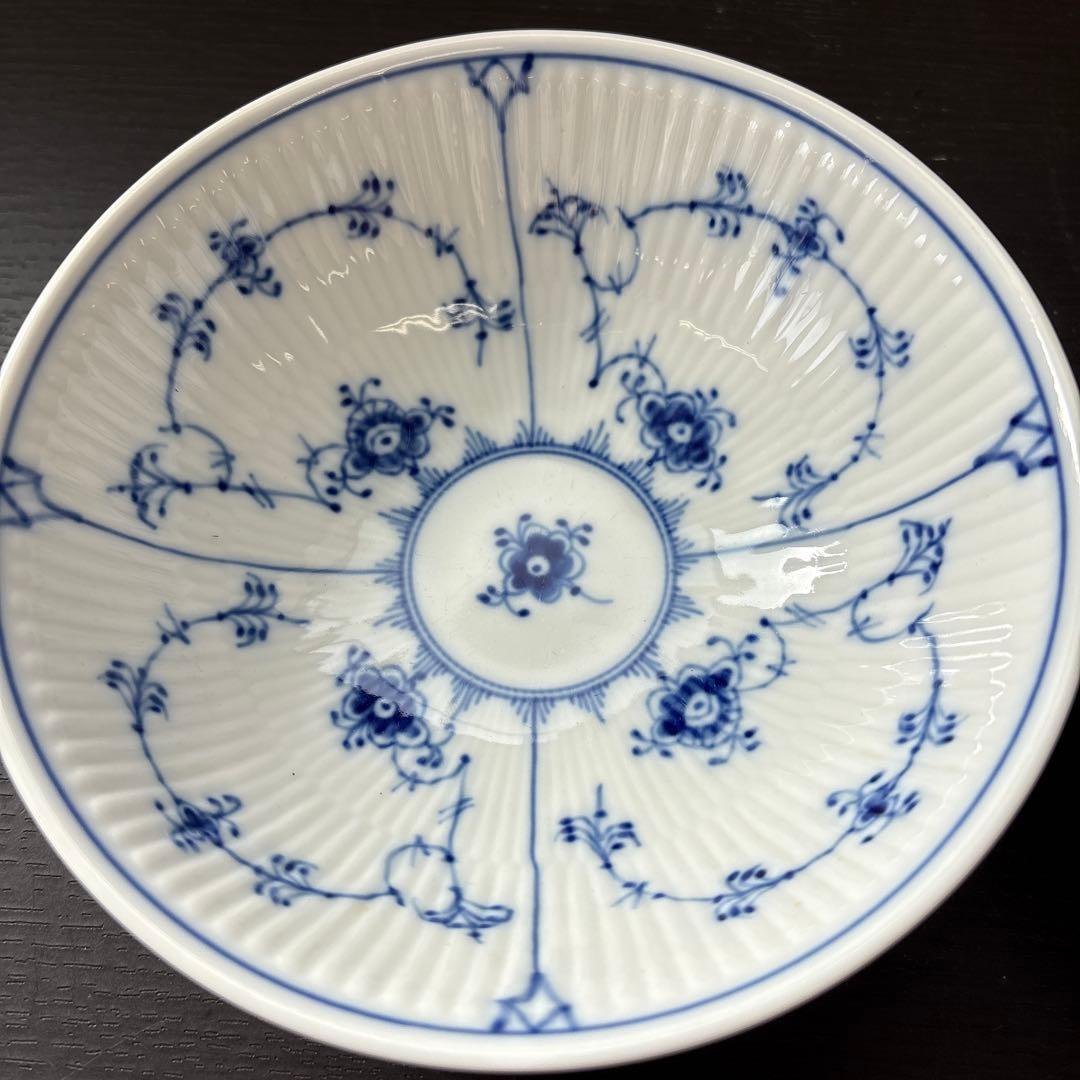 S589 青い花柄 陶器製浅皿 ロイヤルコペンハーゲン 小皿 2枚 290