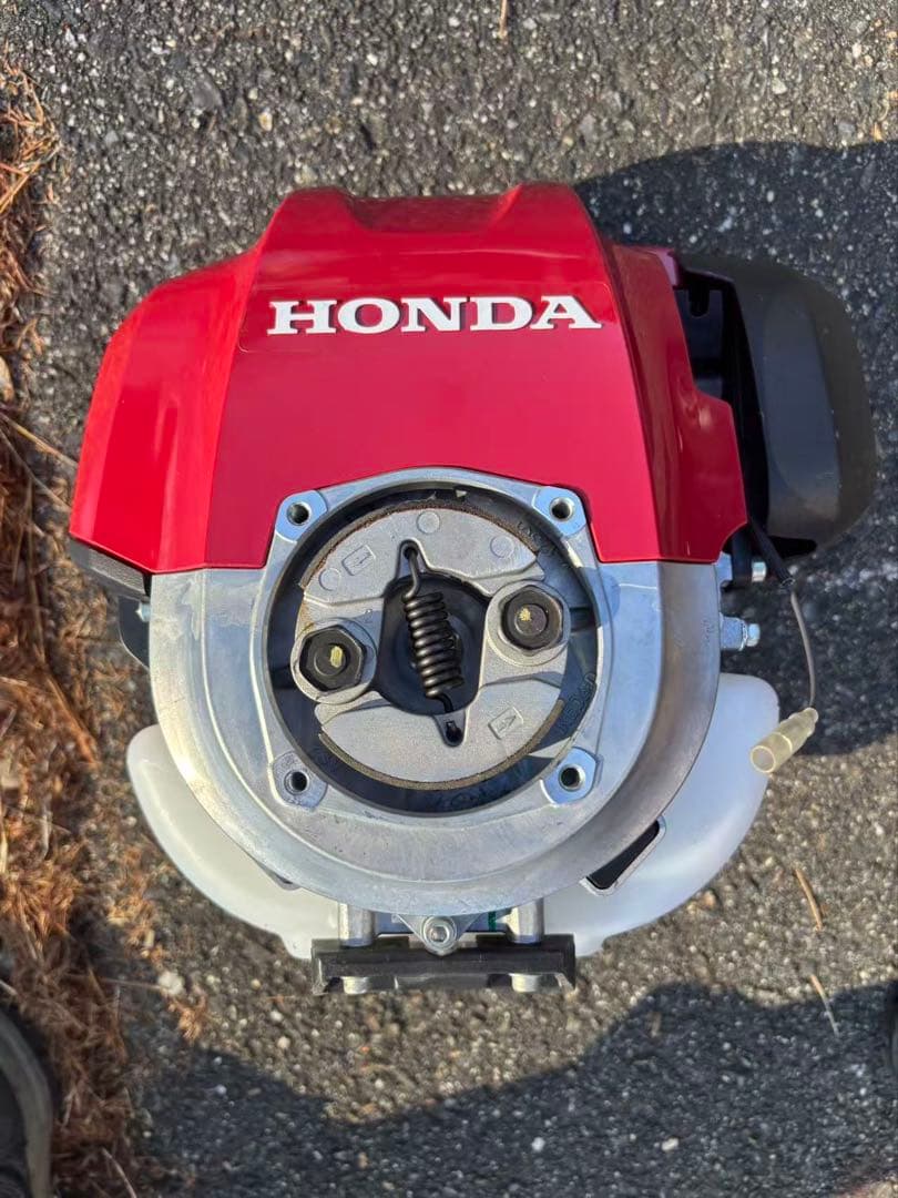 新品未使用　HONDA 草刈り機用エンジン