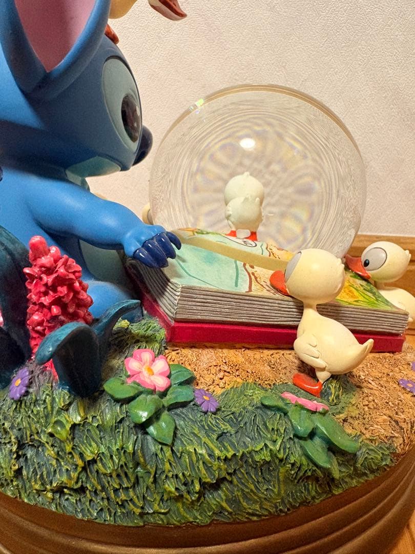 リロアンドスティッチ スノーグローブ スノードーム オルゴール　ディズニー