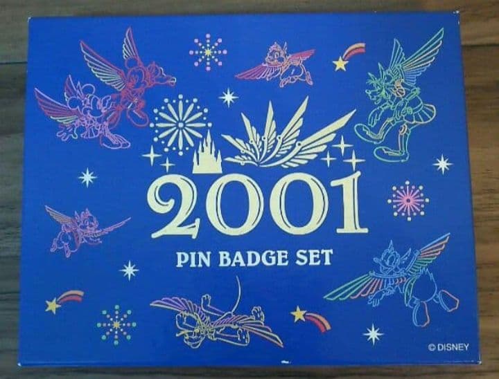 東京ディズニーランド 2001年カウントダウン限定ピンバッジセット Box