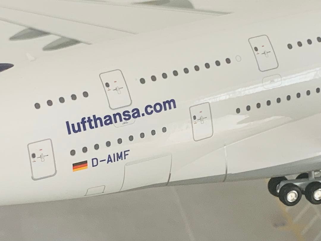 ヘルパ製1／200ルフトハンザ航空A380機完成品モデル