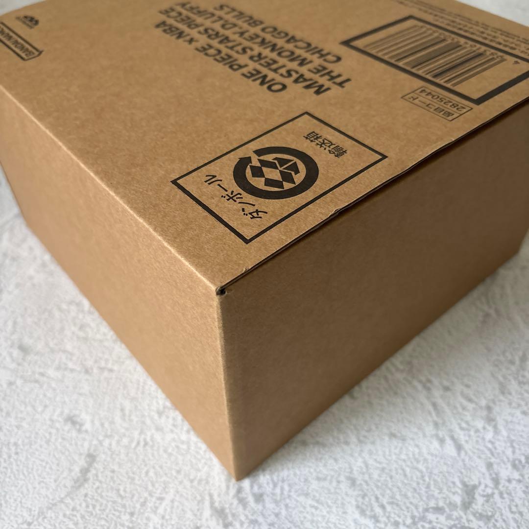 未使用未開封：ワンピース フィギュア NBA ブルズ ルフィ ベースショップ