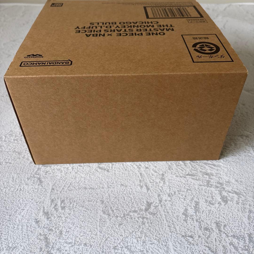 未使用未開封：ワンピース フィギュア NBA ブルズ ルフィ ベースショップ