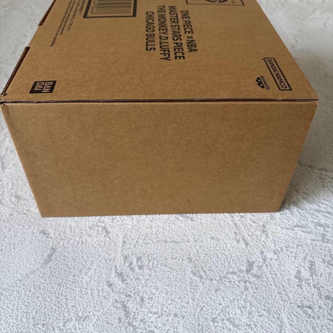 未使用未開封：ワンピース フィギュア NBA ブルズ ルフィ ベースショップ