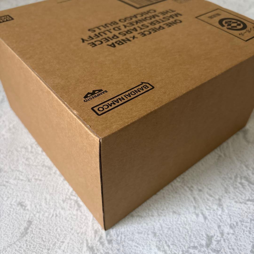 未使用未開封：ワンピース フィギュア NBA ブルズ ルフィ ベースショップ