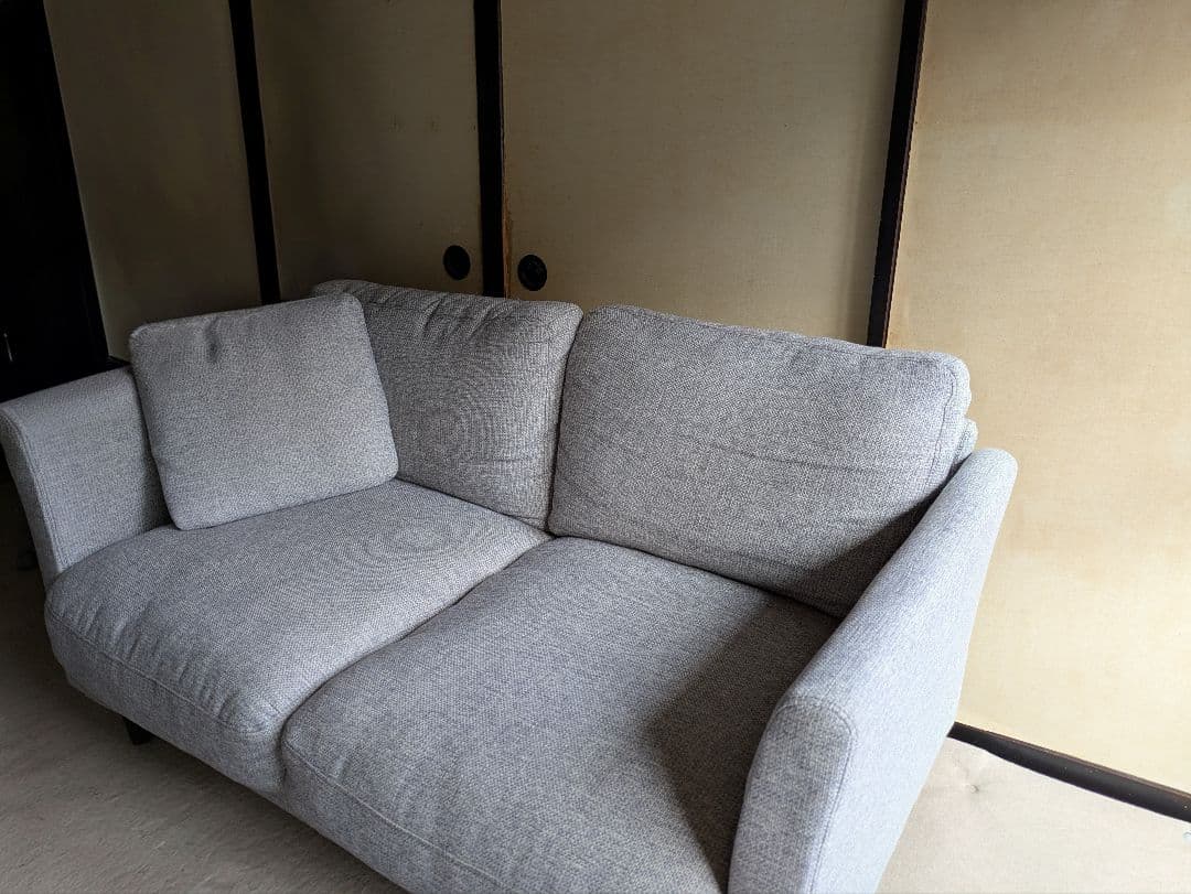ニトリ　2人掛けソファ