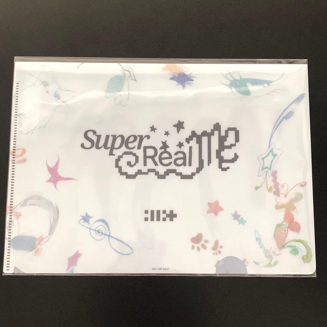クリアファイル ユニバ 2形態特典 ILLIT super real me - メルカリ