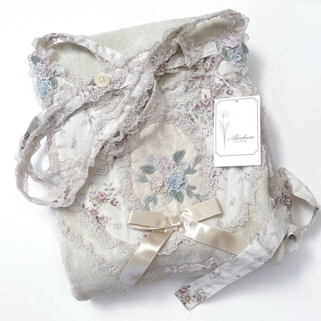 【新品未使用】Akiakane アキアカネ　さえら　エプロン　ベージュ