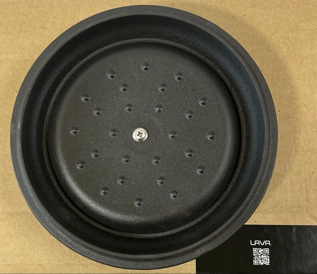 新品未使用ラウンドキャセロールLAVA 18cm両手鍋 無水調理 黒