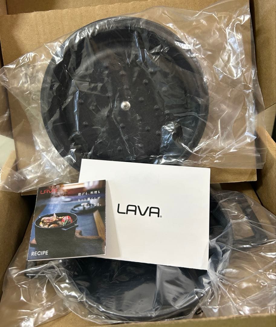 新品未使用ラウンドキャセロールLAVA 18cm両手鍋 無水調理 黒