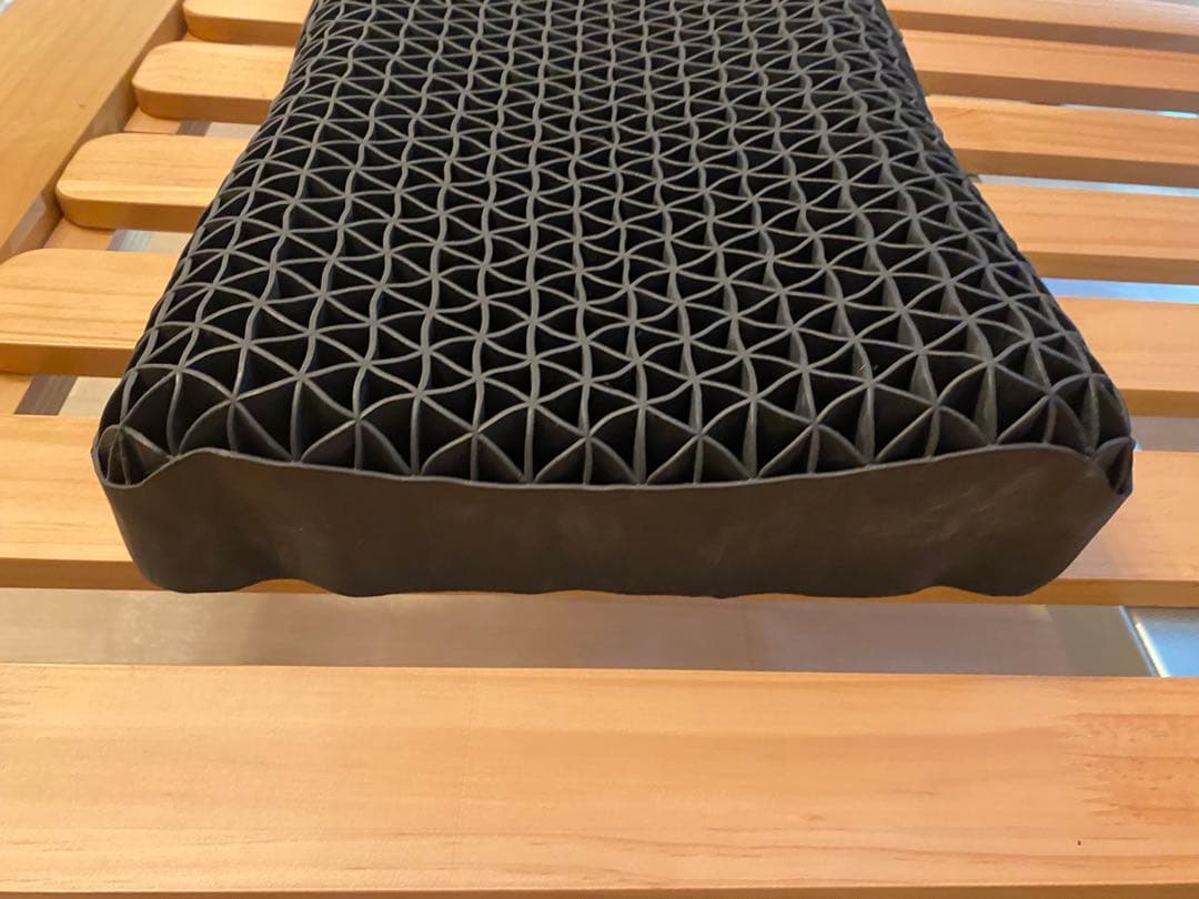 世*谷様 シルクカバー2枚付き　ヒツジのいらない枕　-至極