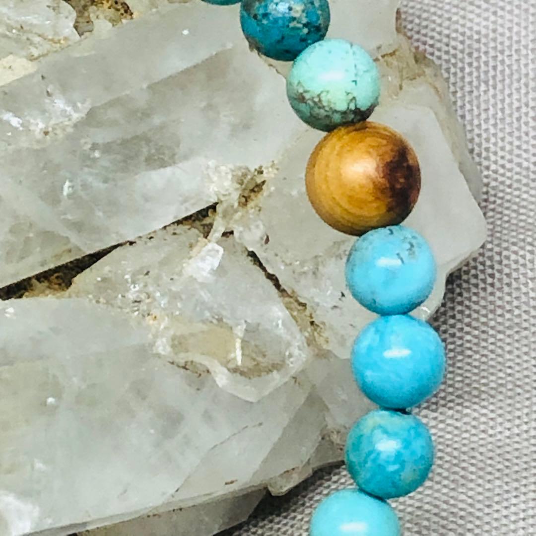 ターコイズと屋久杉一粒のブレスレット