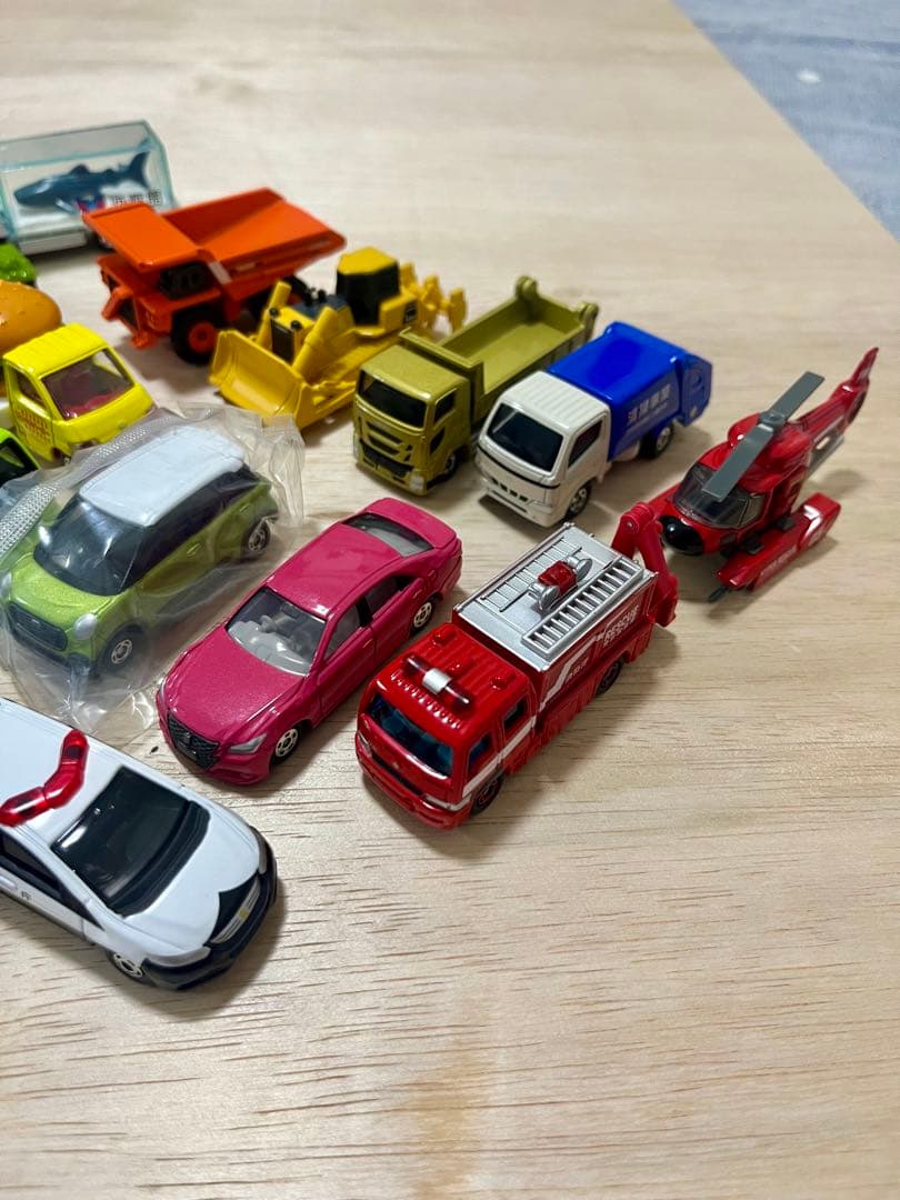 トミカ 17台 ②、おまとめセット、レア - メルカリ
