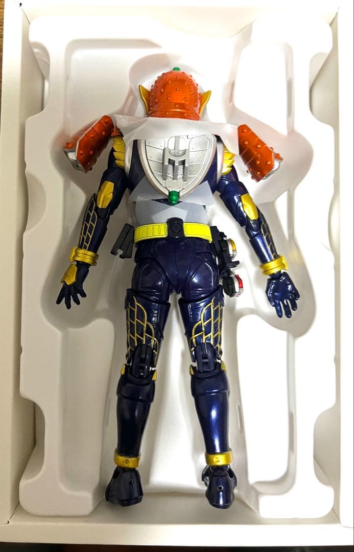 S.H.Figuarts 真骨彫製法　 仮面ライダー鎧武 オレンジアームズ